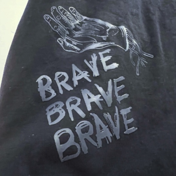 Diesel - Boxy T-shirt with Villian Print - Picture 13 of 15